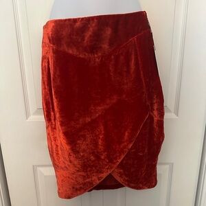 Costume National Crushed Velvet Skirt Size 42 NWT